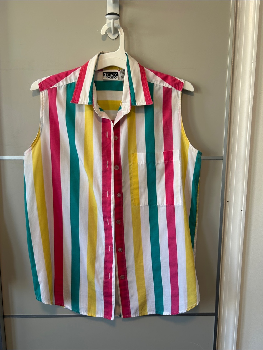 Vintage Sleeveless Stripe Button-Up Shirt - Multicolor